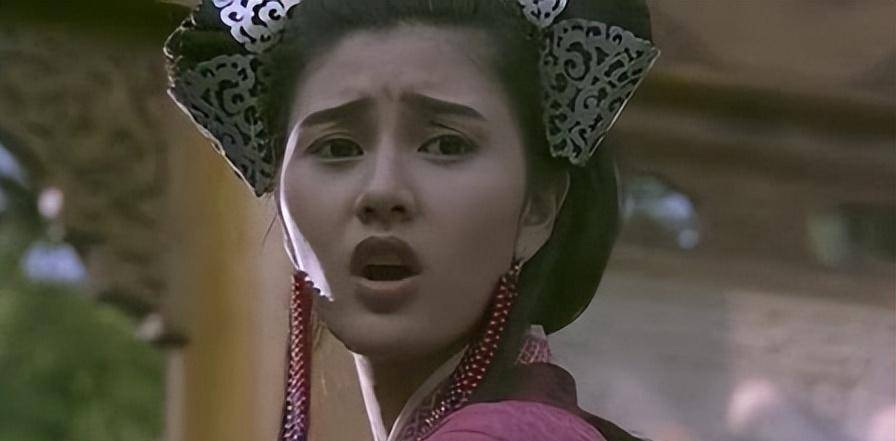 除了《笑傲江湖》中的"岳灵珊",李嘉欣还参演过这些电影(一)_平西王