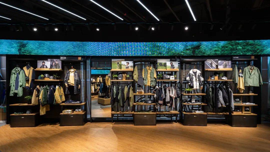 北面万象城新店亮相,gucci联名系列首发,沉浸式感受山野漫游