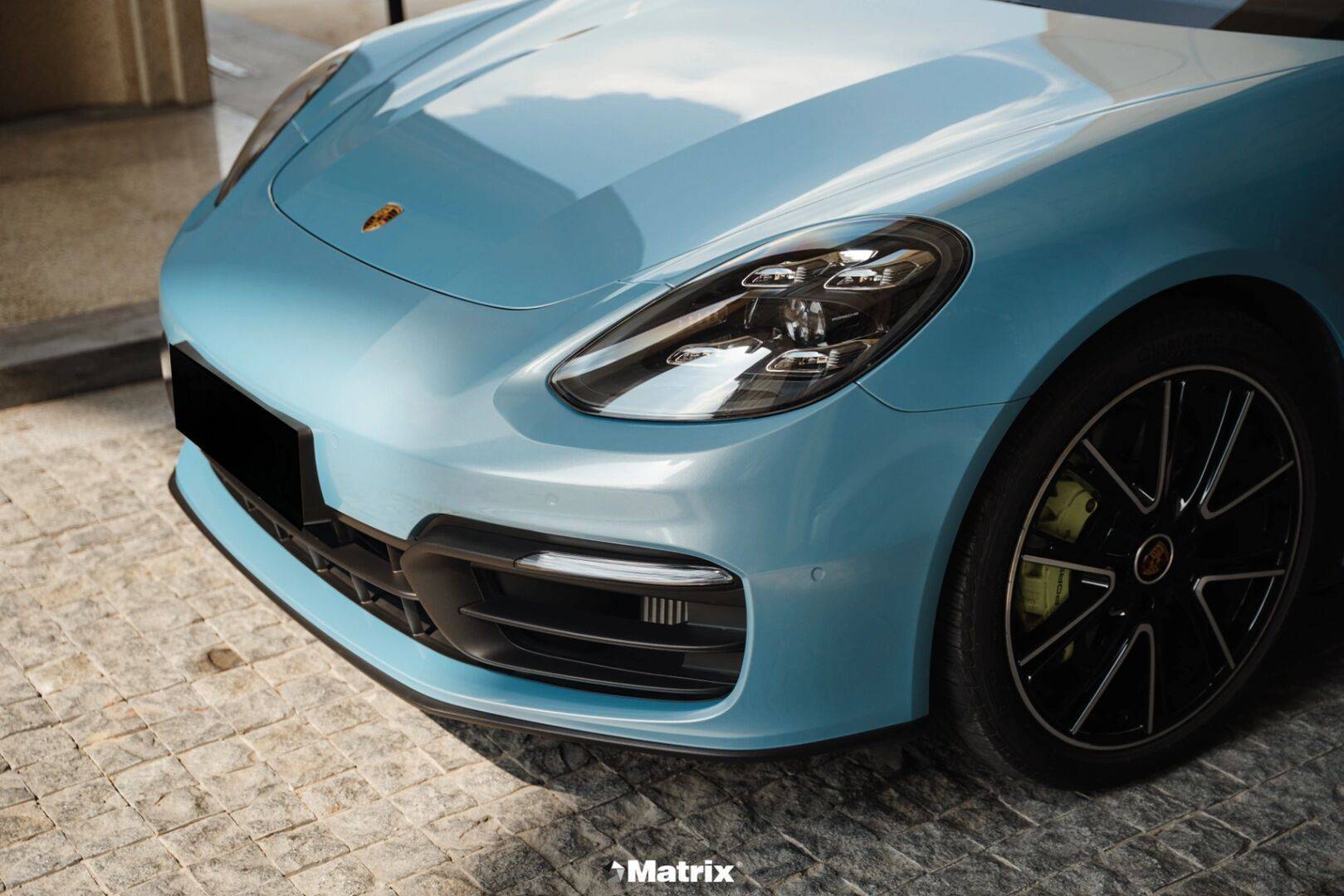 保时捷panamera矩阵改色膜冰晶蓝,像蓝天一样的颜色_搜狐汽车_搜狐网