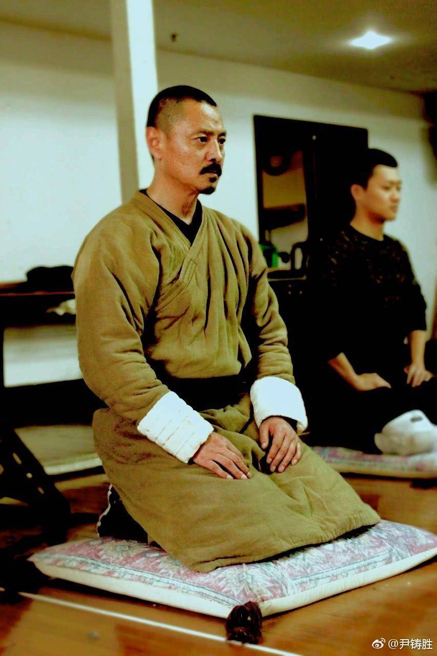 尹铸胜_话剧_演技