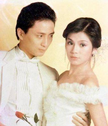 如今刘德华和梁朝伟都成为了影帝,其他两位也依旧在娱乐圈发展,唯有