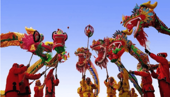 舞龙:中国传统民俗文化