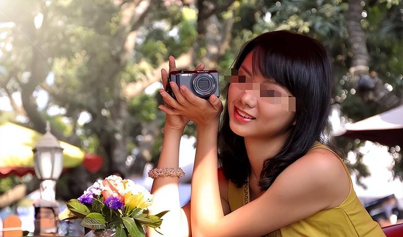 梁海玲:五官精致身材火辣,曾是天上人间的"花魁",却惨死家中_因为