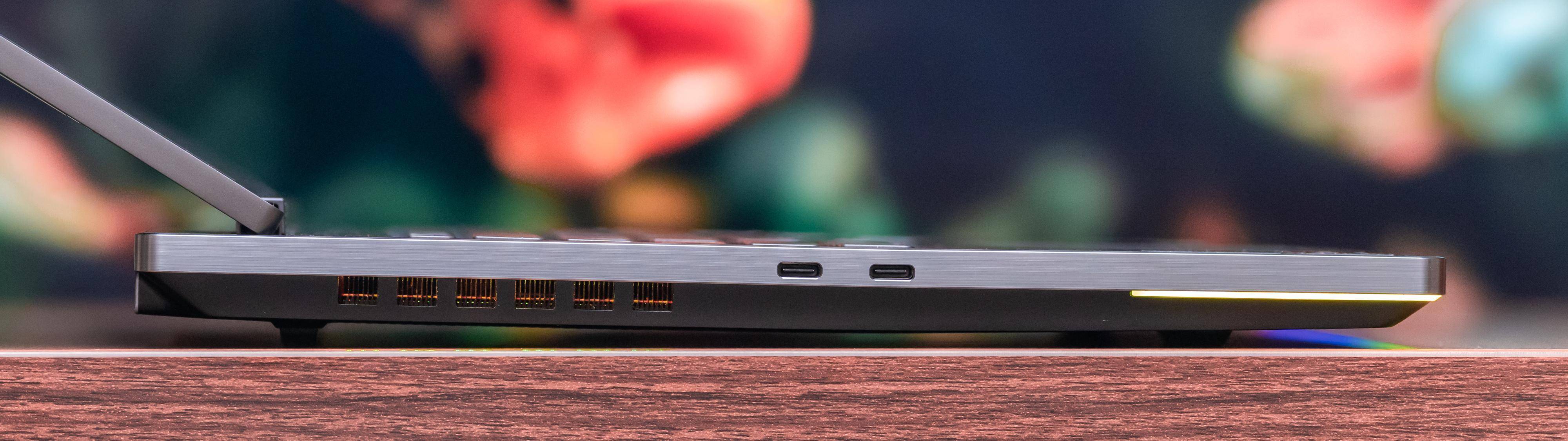 AMD 锐龙 7 6800H + RX 6700M 的双 A 超旗舰游戏本,联想拯救者 R9000K 测评