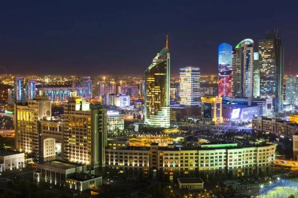 哈萨克斯坦首都为何再次改名？