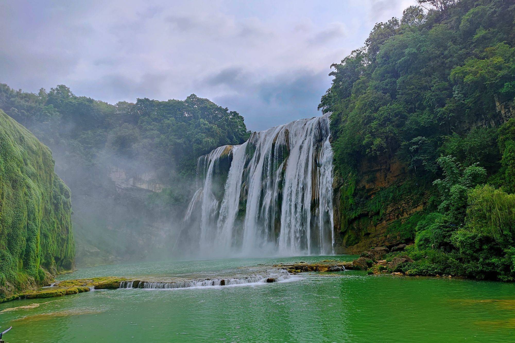 贵州有亚洲排名第一的瀑布，《西游记》中的福地，水帘洞别有洞天