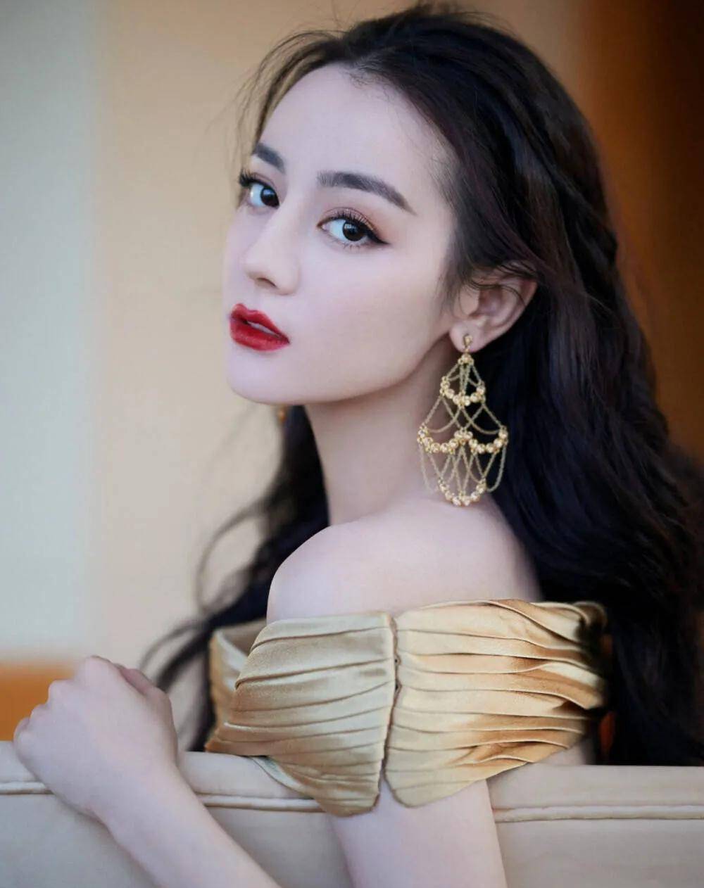 浓颜系美女有多好看,这4位女明星告诉你,这种颜值有多优越_时尚_祖儿