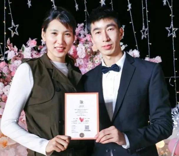 赵帅浪漫求婚成功,韩女足女神结婚,34岁单身薛明近况曝光_中国女排