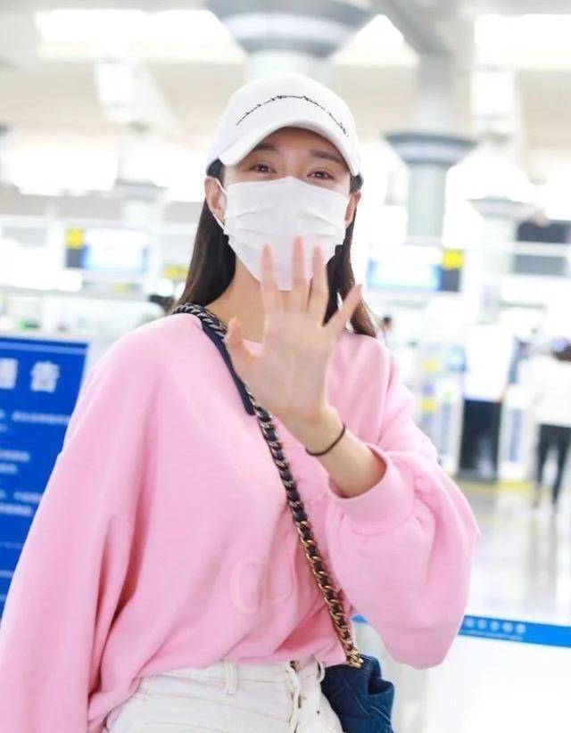 沈梦辰扔掉村花逆袭成潮流girl!