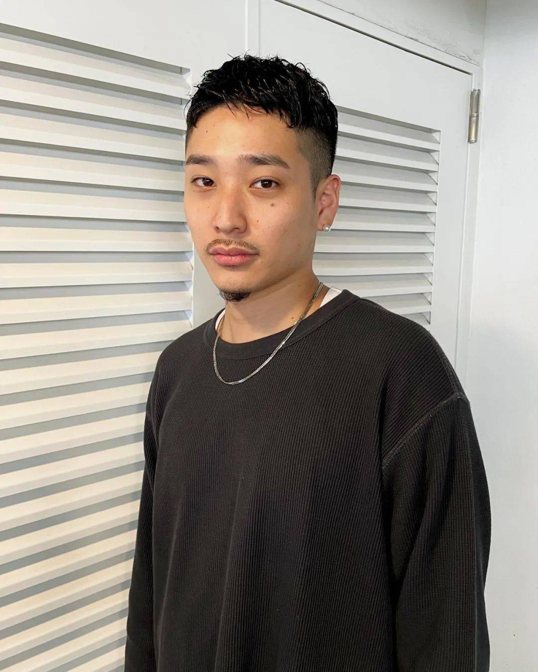 给你分享值得拥有的男士发型系列谁说男士职能剪飞机头和寸头?