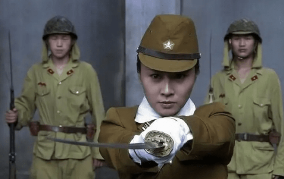 这才是侵华时期，日军女兵的真实样子，别再被“抗战神剧”骗了