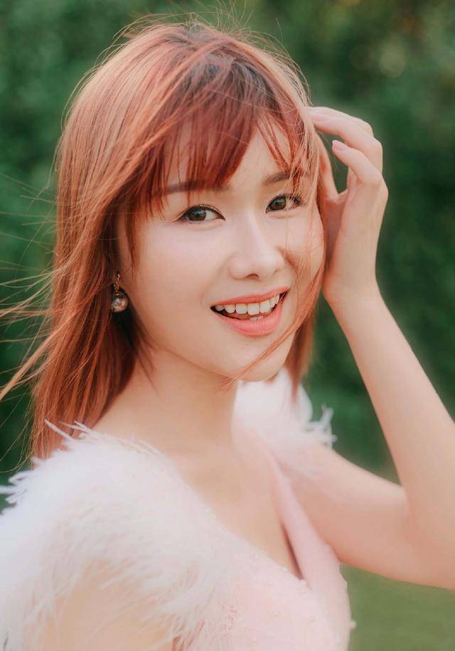 tvb小花刘思希疑公开恋情!