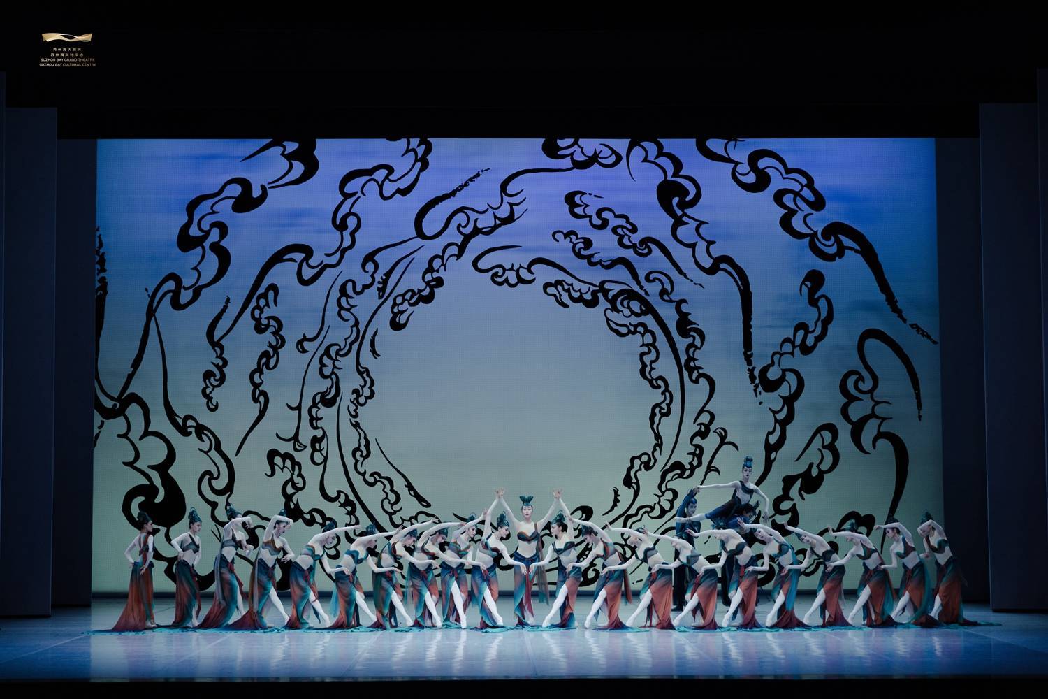 芭蕾舞剧《敦煌》首次在苏州亮相,足尖演绎敦煌大爱_中央芭蕾舞团