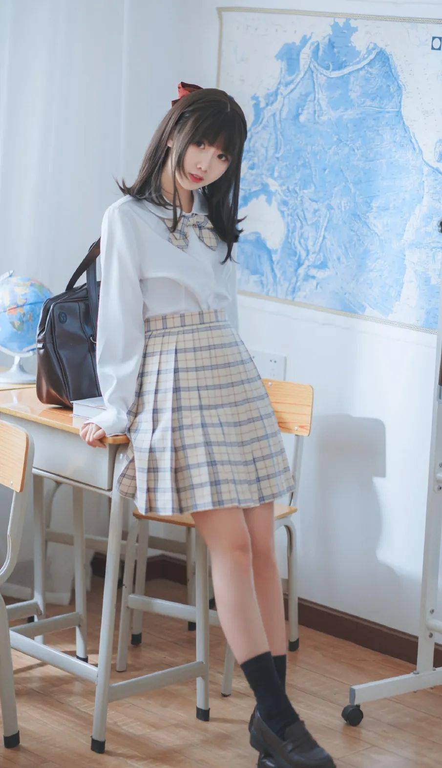 jk制服:少女jk教室_栏目_多多_仙儿