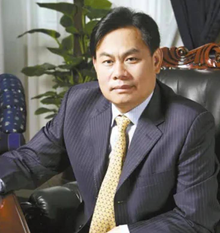 丽水首富黄巧灵:29岁辞职,借2000元创业,建宋城帝国身家165亿_海南