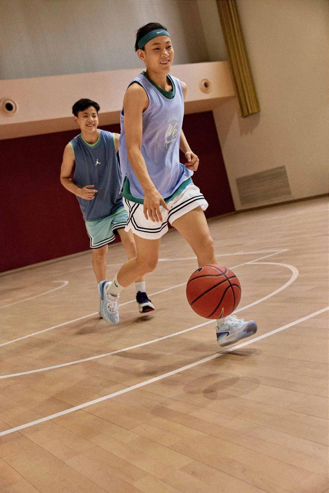 这对姐妹花,很美,很霸气_杨力维_杨舒予_训练