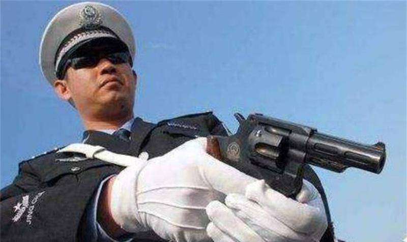 2005年死刑犯毕丽梅被枪决，进火化炉前复活，家属：她命不该绝_蒋来义_男人_父母