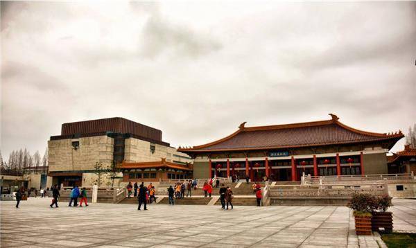 南京博物院镇馆之宝-银缕玉衣，穿越千年，品人文之美