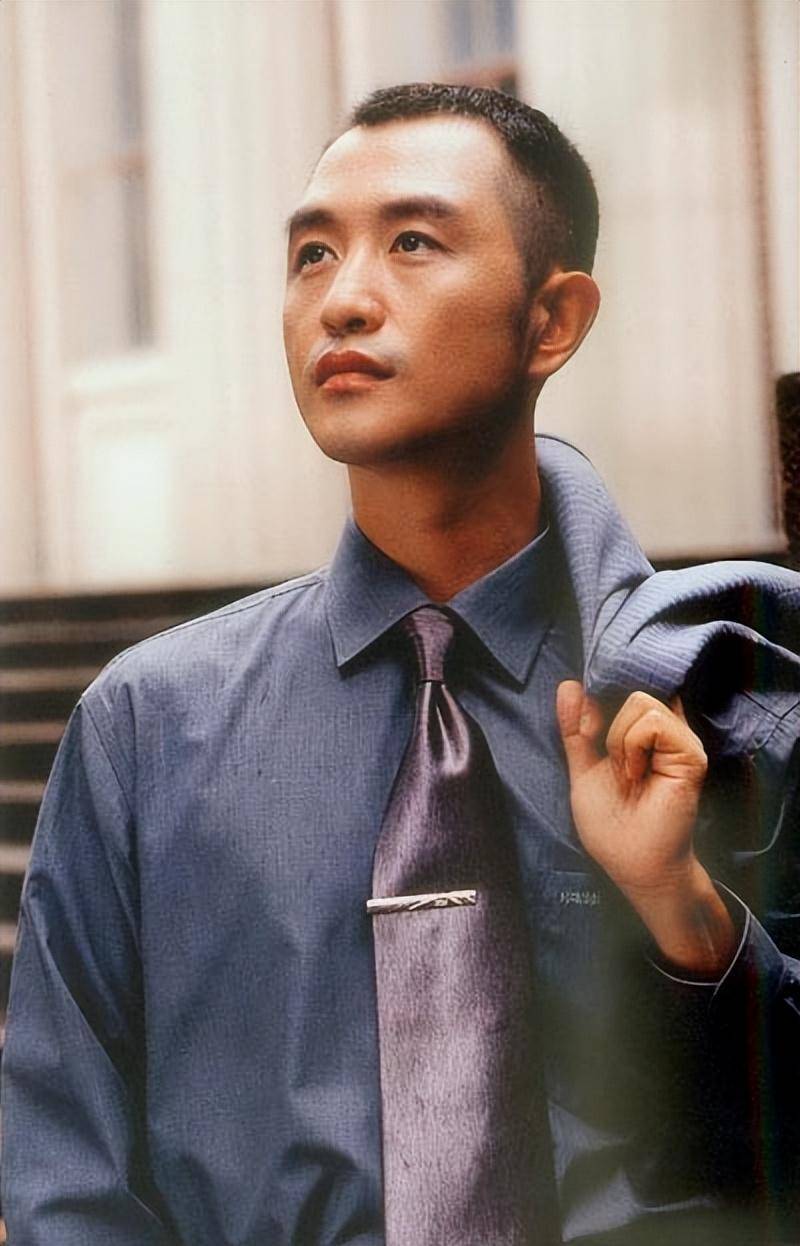 才子高枫:凭借《大中国》爆火,34岁英年早逝,父母至今仍思念_音乐