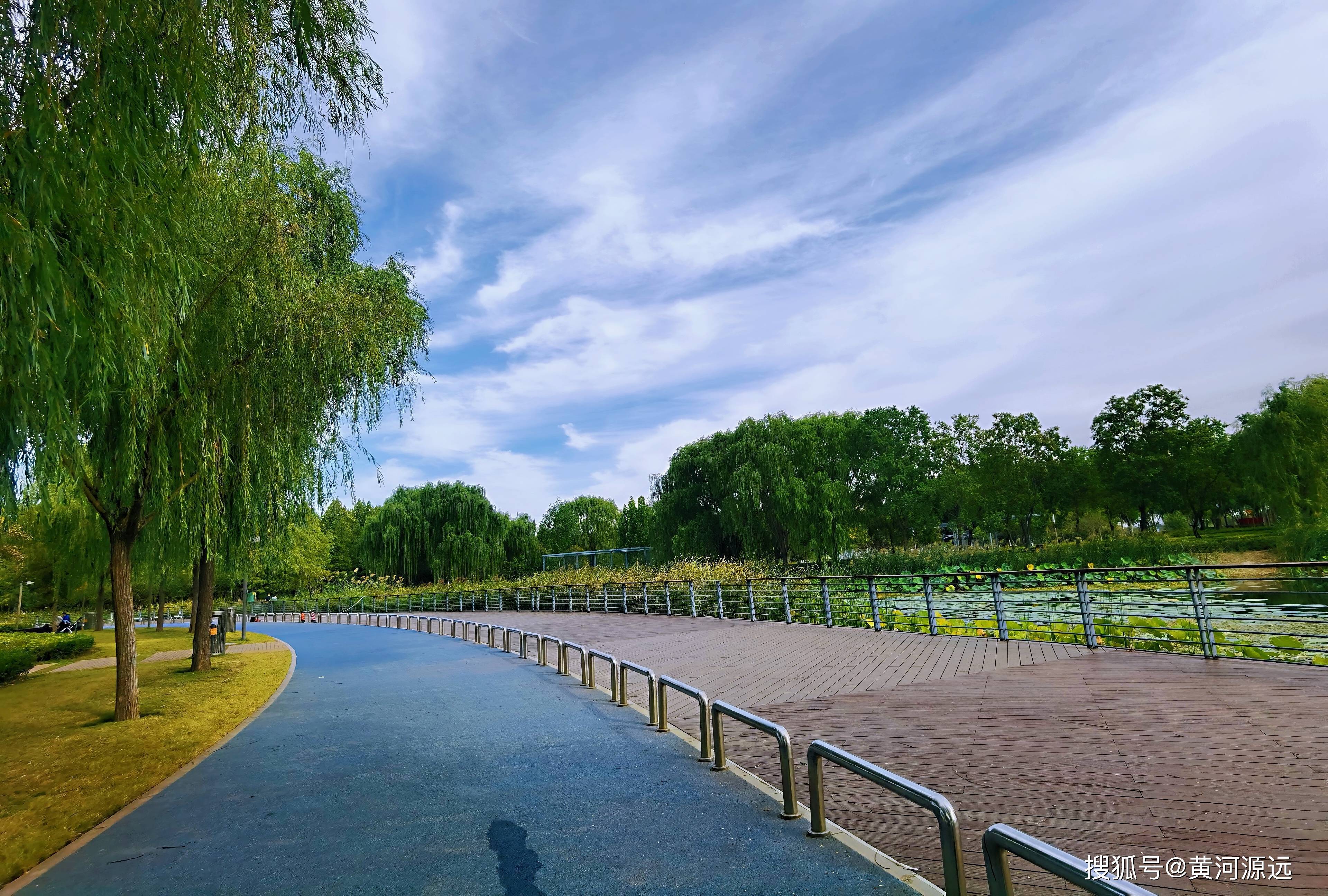 郑州龙湖湿地公园地址图片