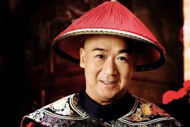 可以说在古代的时候没有空调,那么夏天很热,纪晓岚,长得非常的胖,而且