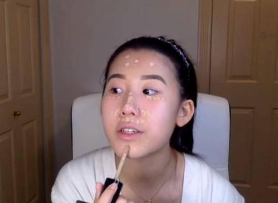 17岁大女儿出道做网红 多才多艺遗传母亲高颜值_李婉华_natalie_生活