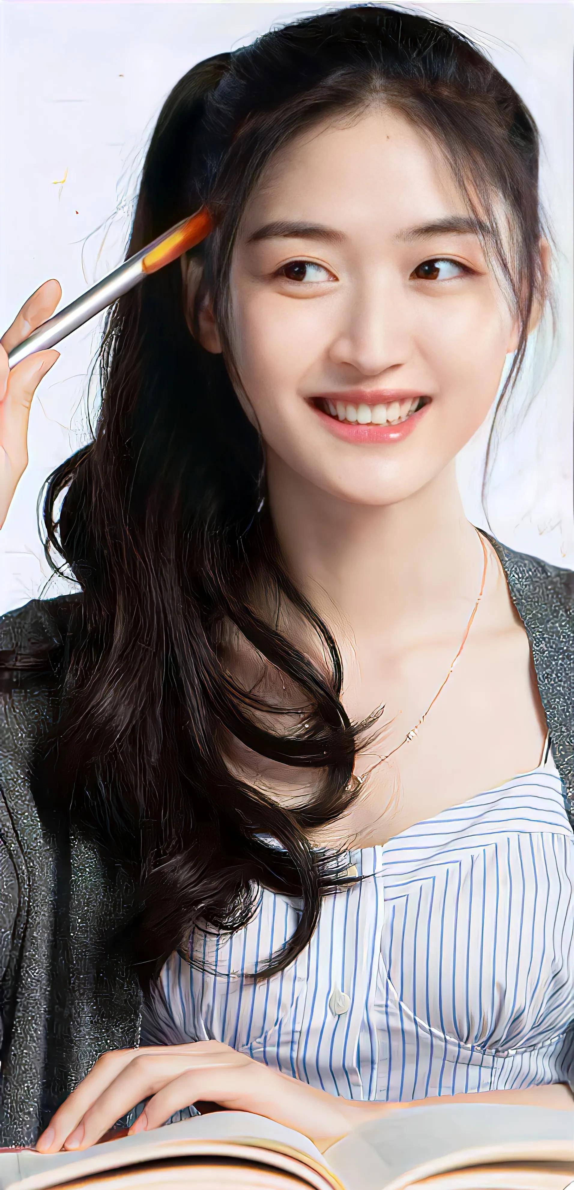 影视界的腹黑绿茶女,可是这张纯欲的脸,真的让人有恋爱的感觉_剧中