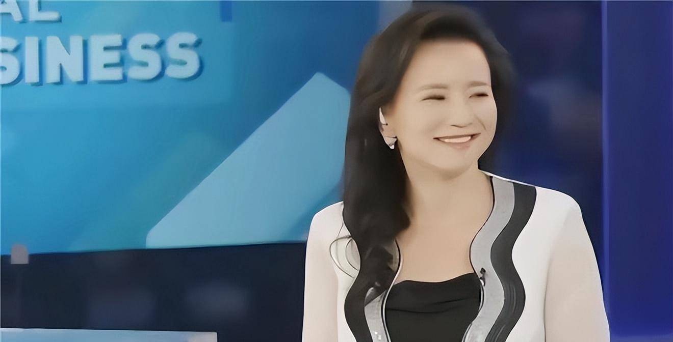 潜伏在央视20年的叛国间谍,在一次采访中,她一句话就暴露了自_程磊