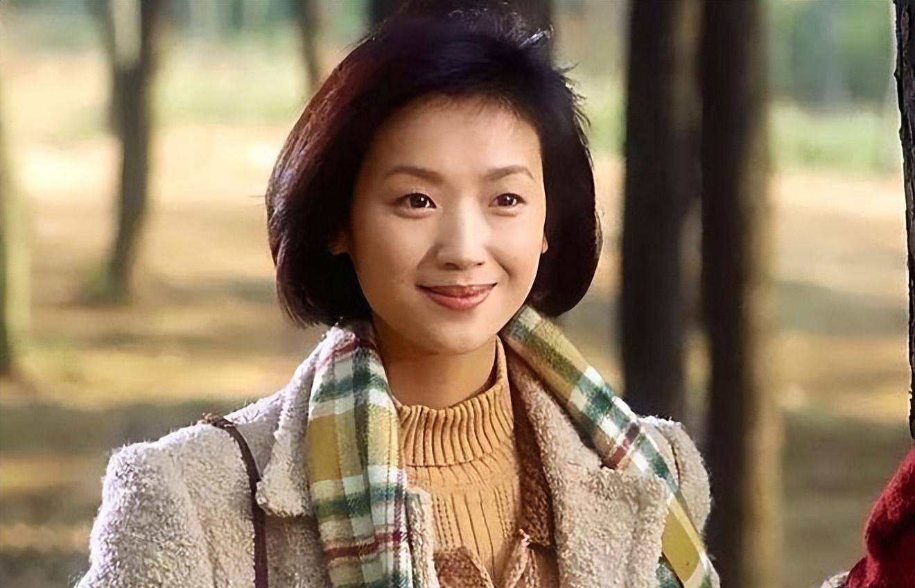 吴倩莲的演艺生涯只有一次是被观众骂惨的,那就是1998年与任贤齐合拍