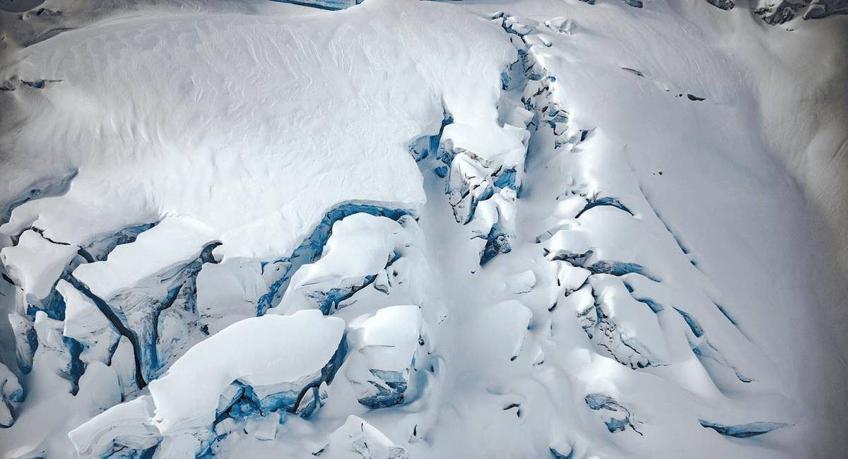 冰川零平衡线图片
