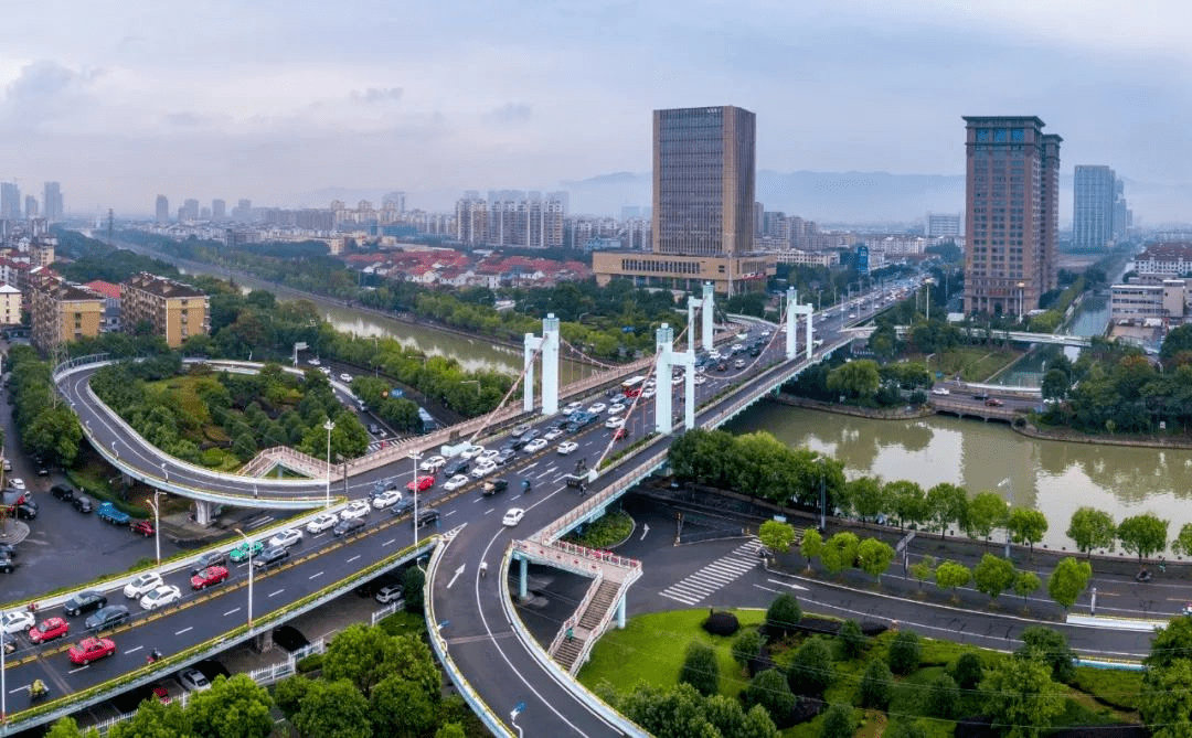 刚刚,余姚南雷路上传来重要消息!_公园_服务_城市