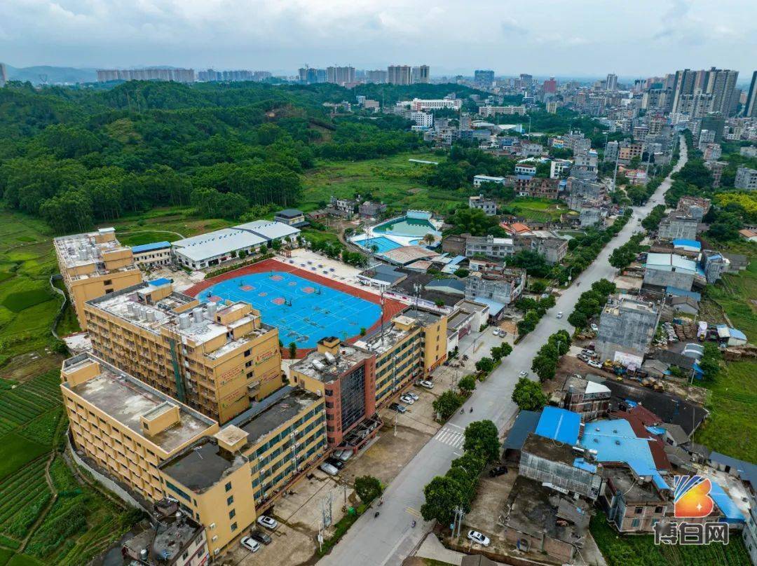 博白县人民北路239号博白县广博中学博白县广博中学2022年招生简章