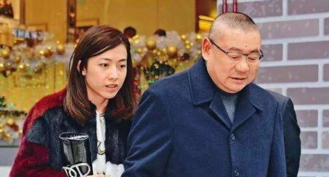 最嚣张的贼王叶继欢,手持ak与警方对战,晚年却活在无尽懊悔中_香港
