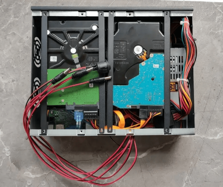 你真的需要 NAS 吗?NAS 专用硬盘贵在哪里?东芝 N300 测评告诉你