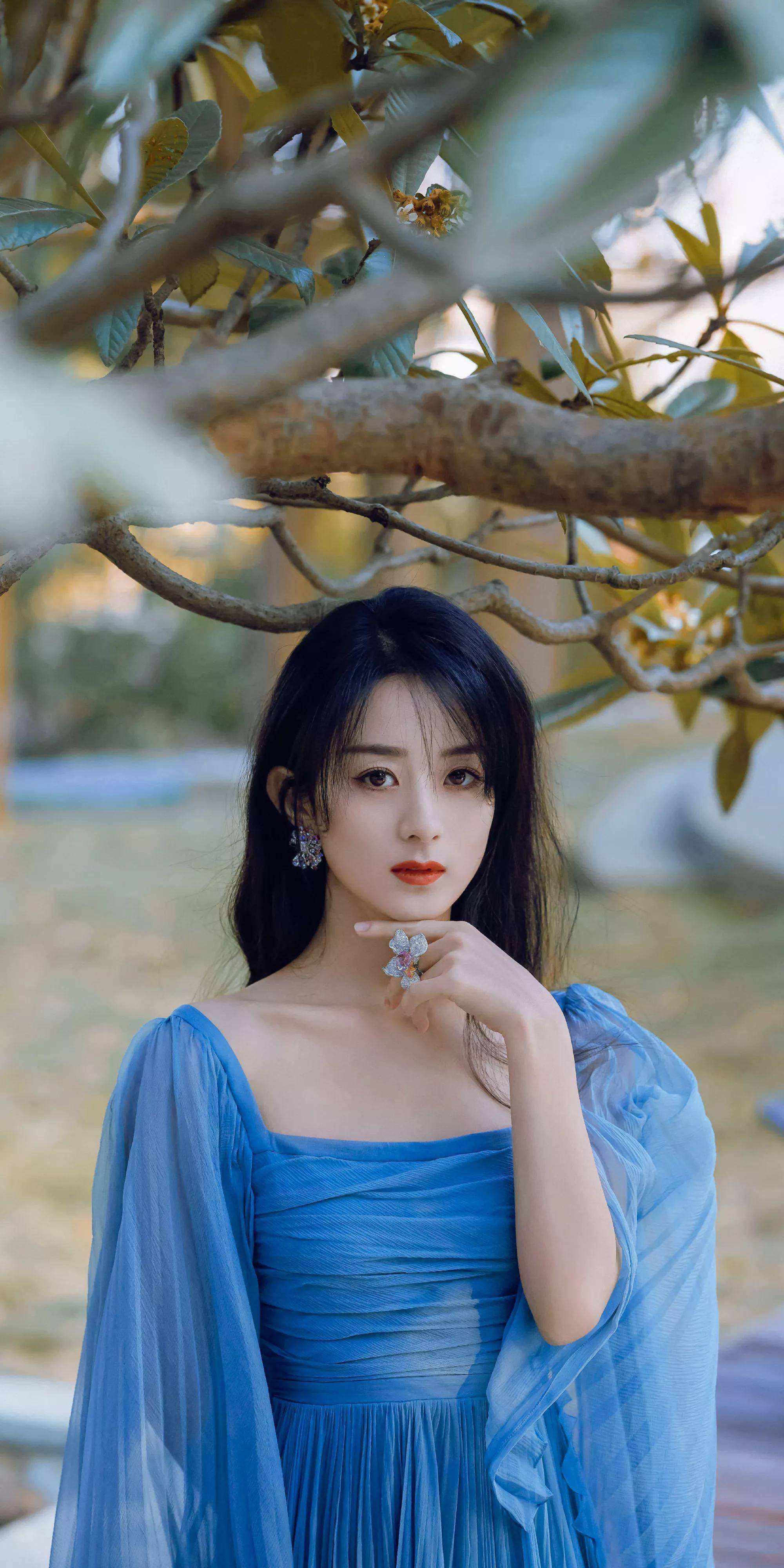 赵丽颖终于有时尚感了,就因她改动了这两个地方,黑粉都说好看_造型