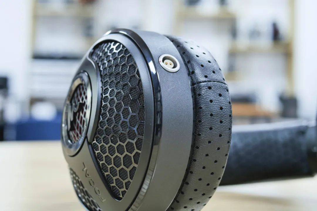 知音堂丨Focal 2022款New Utopia 2代“新大乌”测评！对比老款大乌提升许多！