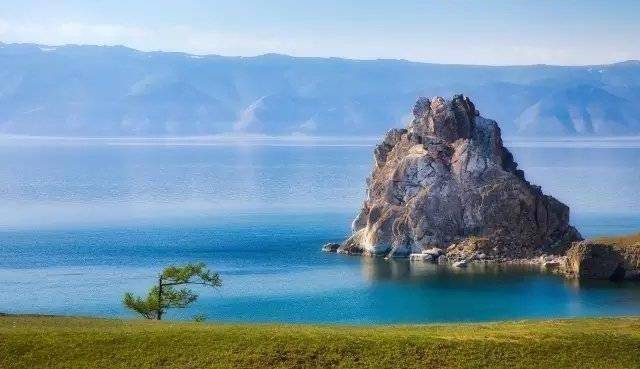 世界上最深的淡水湖！湖水够全球喝半个世纪，原本还是中国领土！