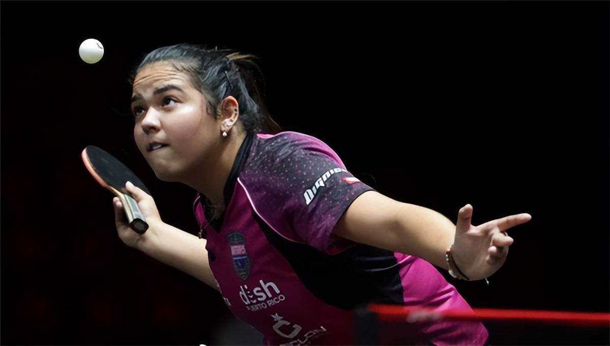 迎战波多黎各的选手a·迪亚兹,对于上一轮的比赛,王曼昱因为是被安排