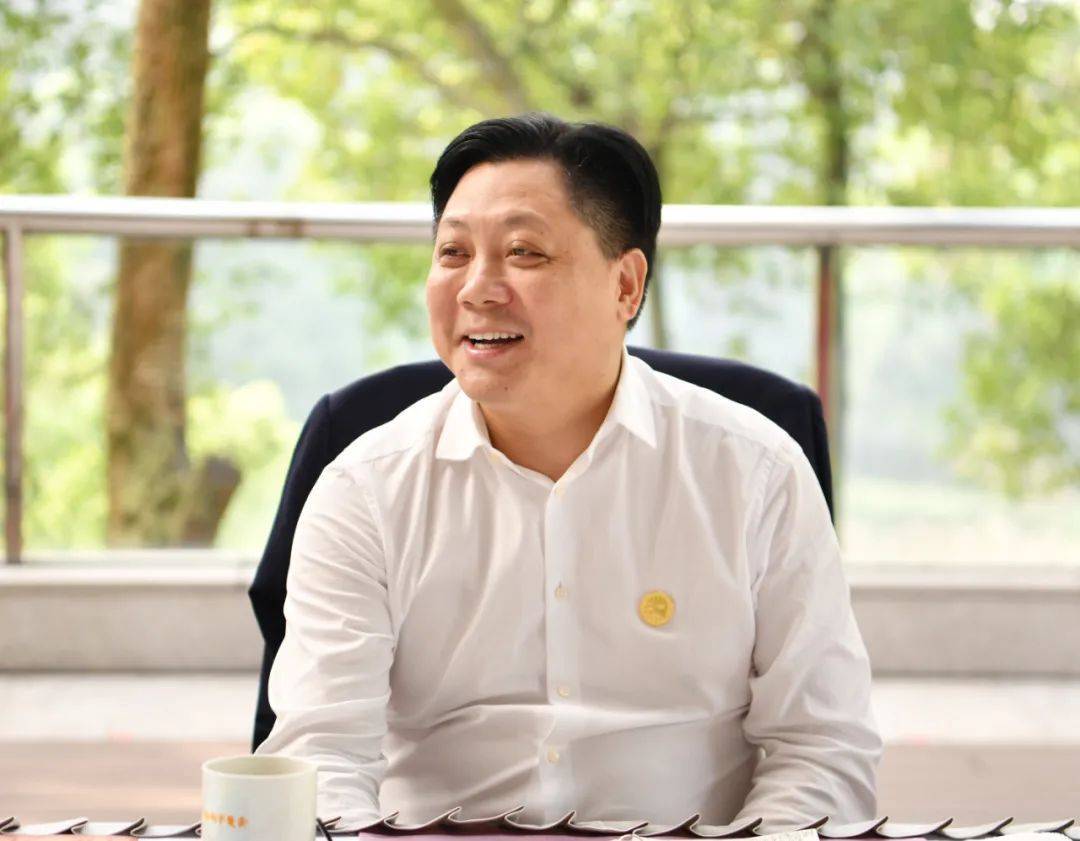 无为人伍俊峰创办了上海盘点食品科技有限公司,如今该公司已成为从事