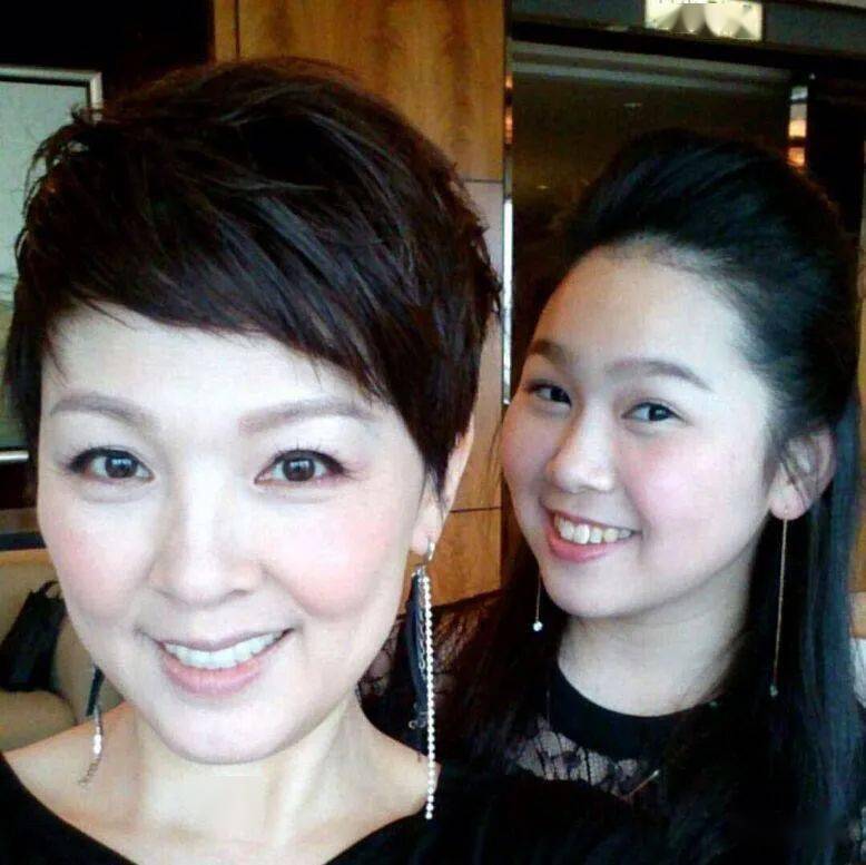 55岁tvb女星吴咏虹近况曝光!