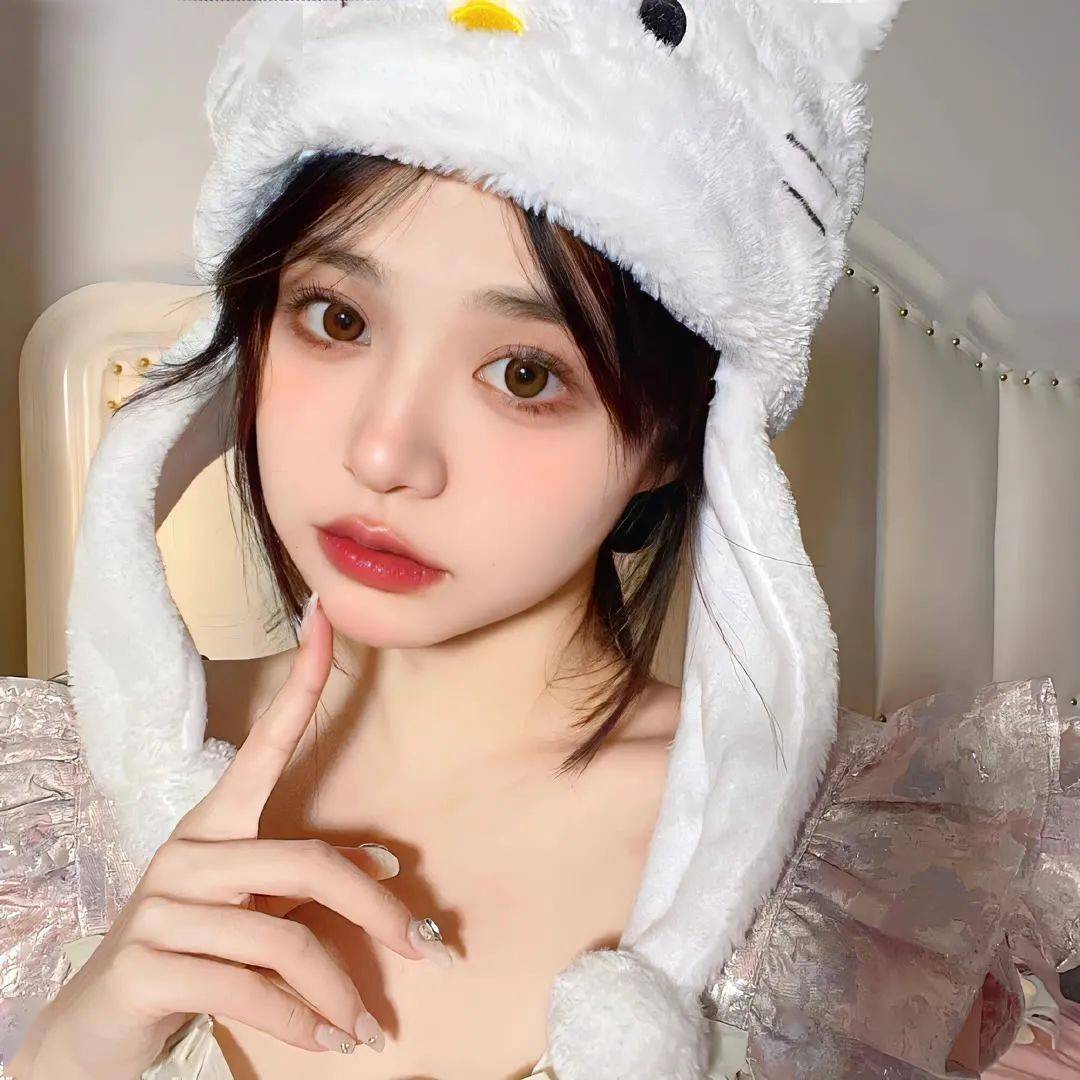 纯欲风格的女生头像_表示歉意_图片_来自