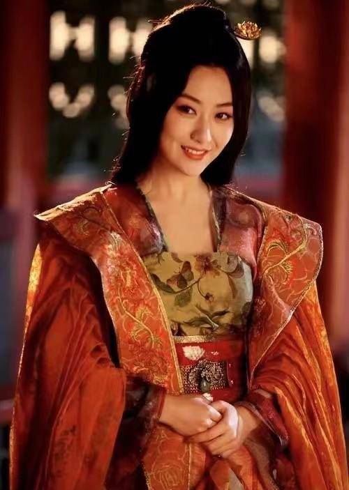 她,是《隋唐演义》中的一代艳后——萧贵妃