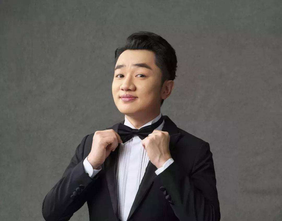 王祖蓝与李亚男都信基督教,一次偶然的机会在教堂相遇,这或许就是大家