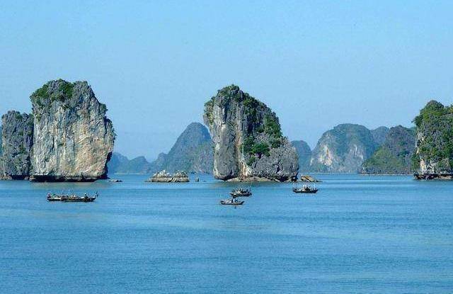 越南藏得最深的绝美景点，只能坐小船进，能不能进还要全靠运气！