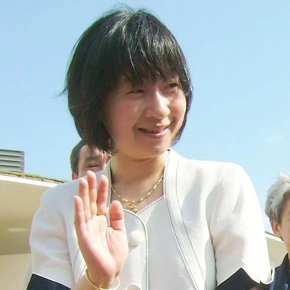 日本皇室最宠公主?放弃公主头衔带1.5亿嫁平民,天皇曾为她打破传统_清子_黑田庆_母亲