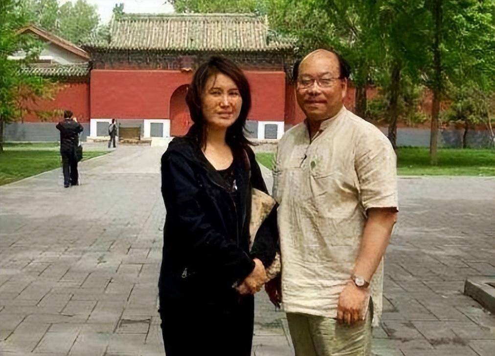 "季洁"王茜始终"不红",嫁大23岁导演,完成丈夫遗愿守寡8年_徐庆东