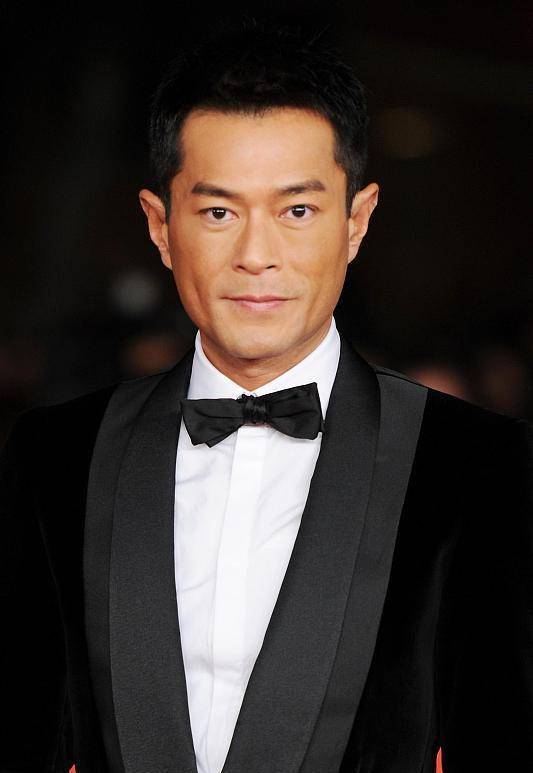 吴志雄晒,和古天乐合影,原来两人是多年好友_关系_兄弟_社团