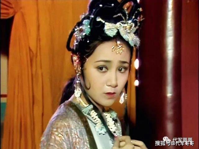 "玉鼠精"常青:演活妖精的魅惑和阴狠,如今57岁美艳风韵不减当年