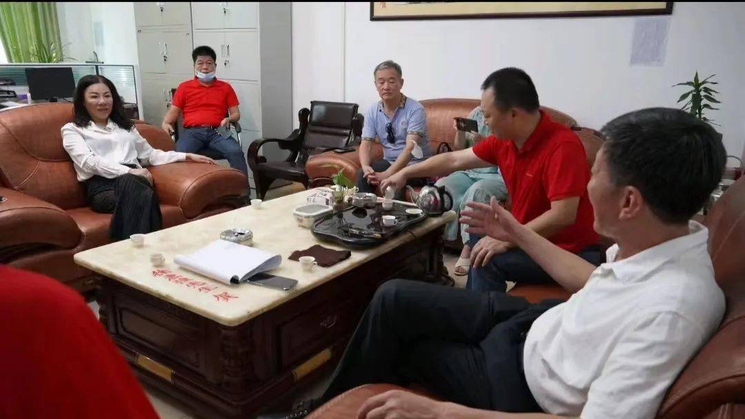 昨天,丰顺许应裘之女回乡了_许桦_教育_老先生