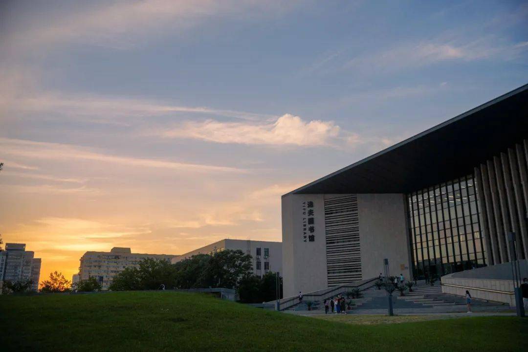 落日,晚霞,星辰,你总会爱上这样的北工大!_校园_夕阳_夜空